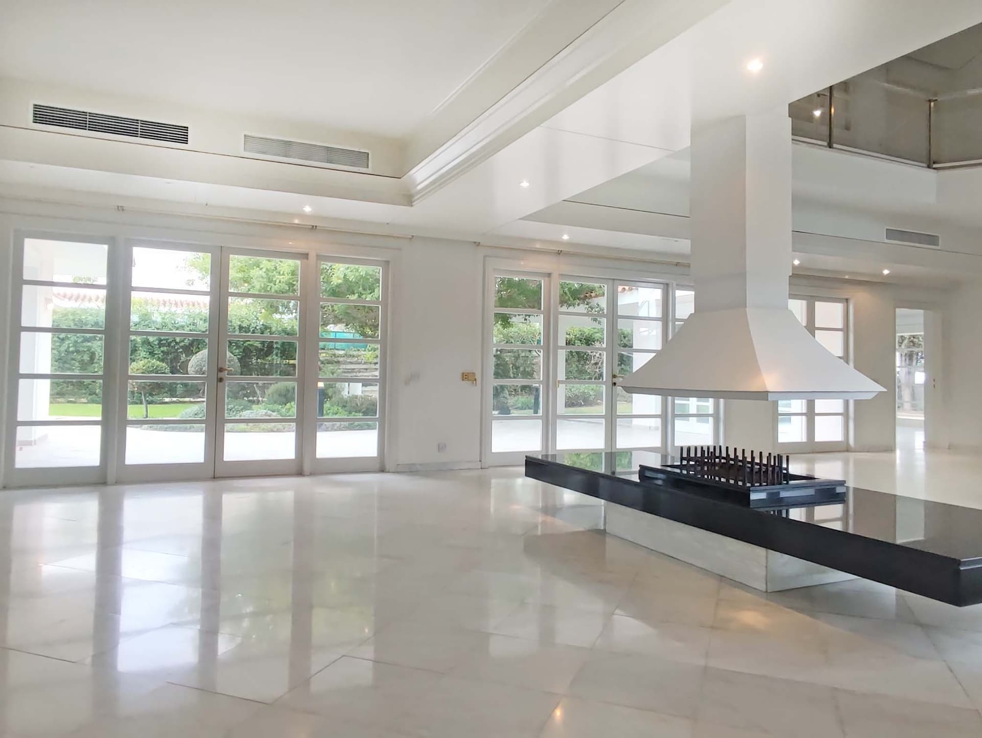 5 Bedroom House in Athoy 7 - photo 1