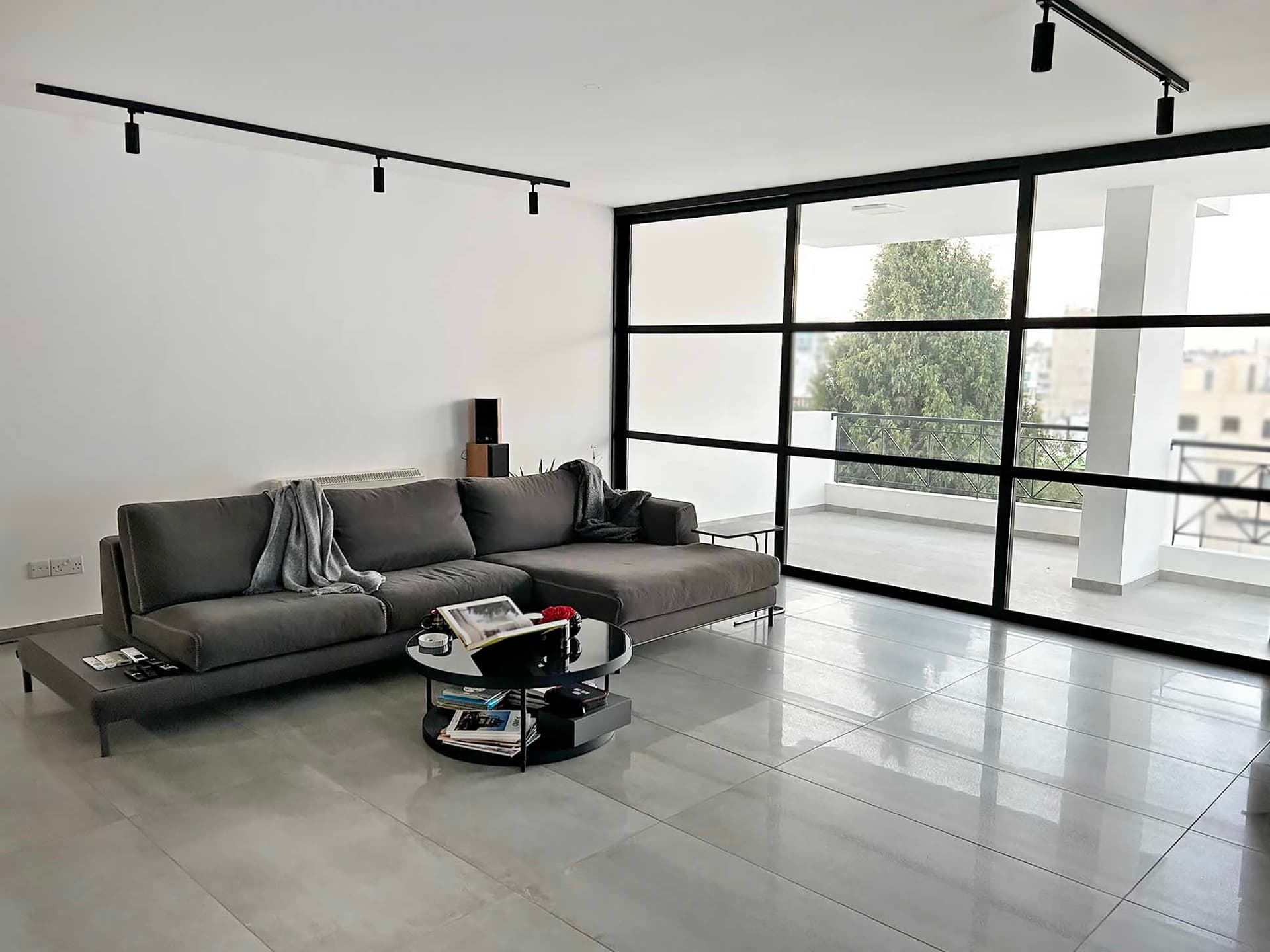 4 Bedroom Penthouse in Aiolou 10