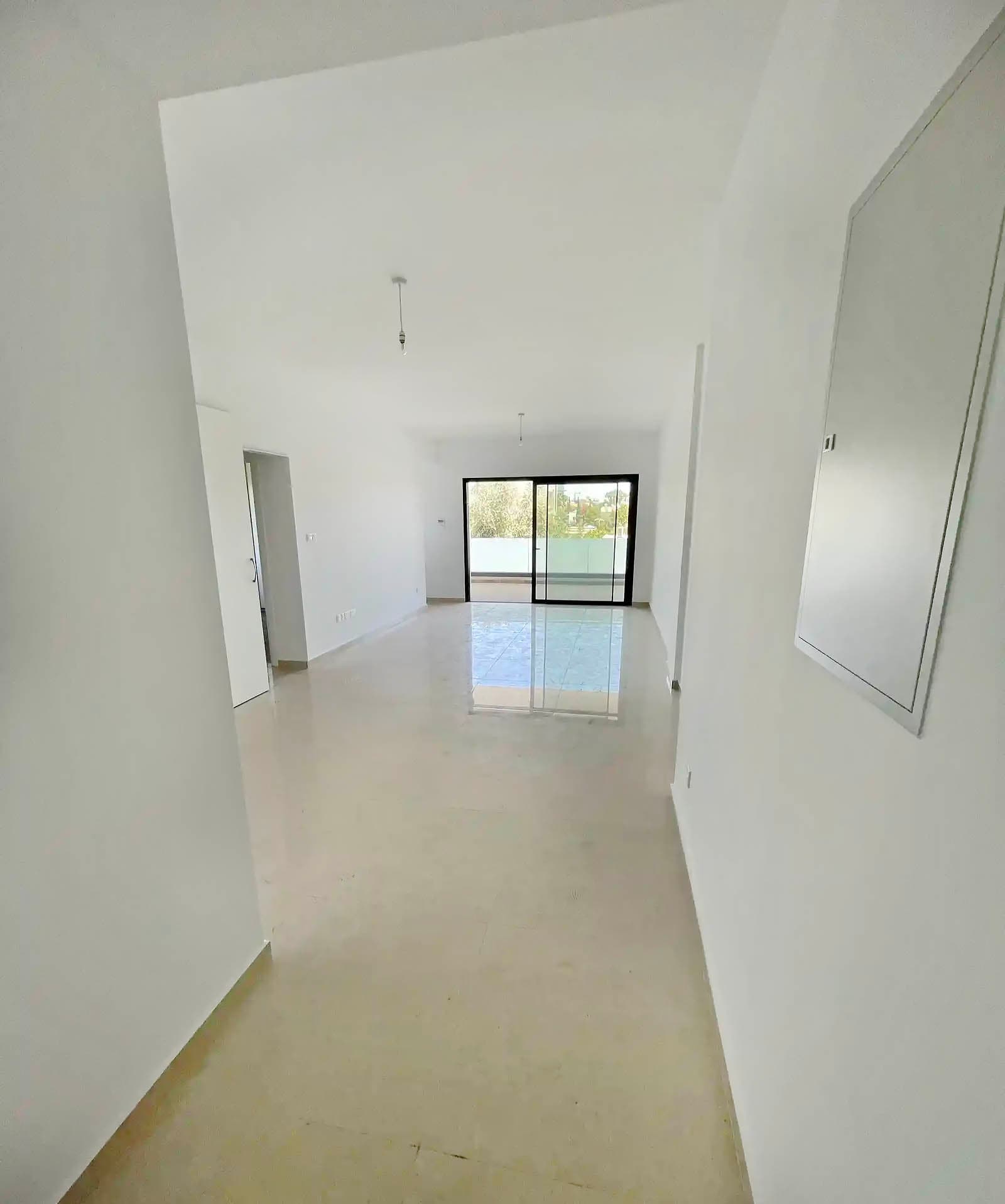 2 Bedroom Apartment in Aeschylou - photo 1