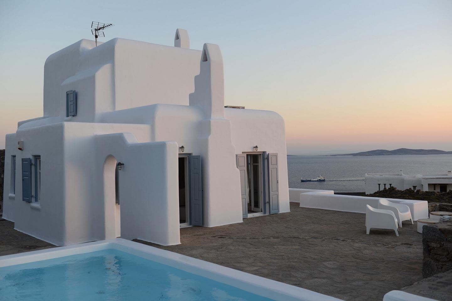 5 Bedroom Villa in Oia - photo 2