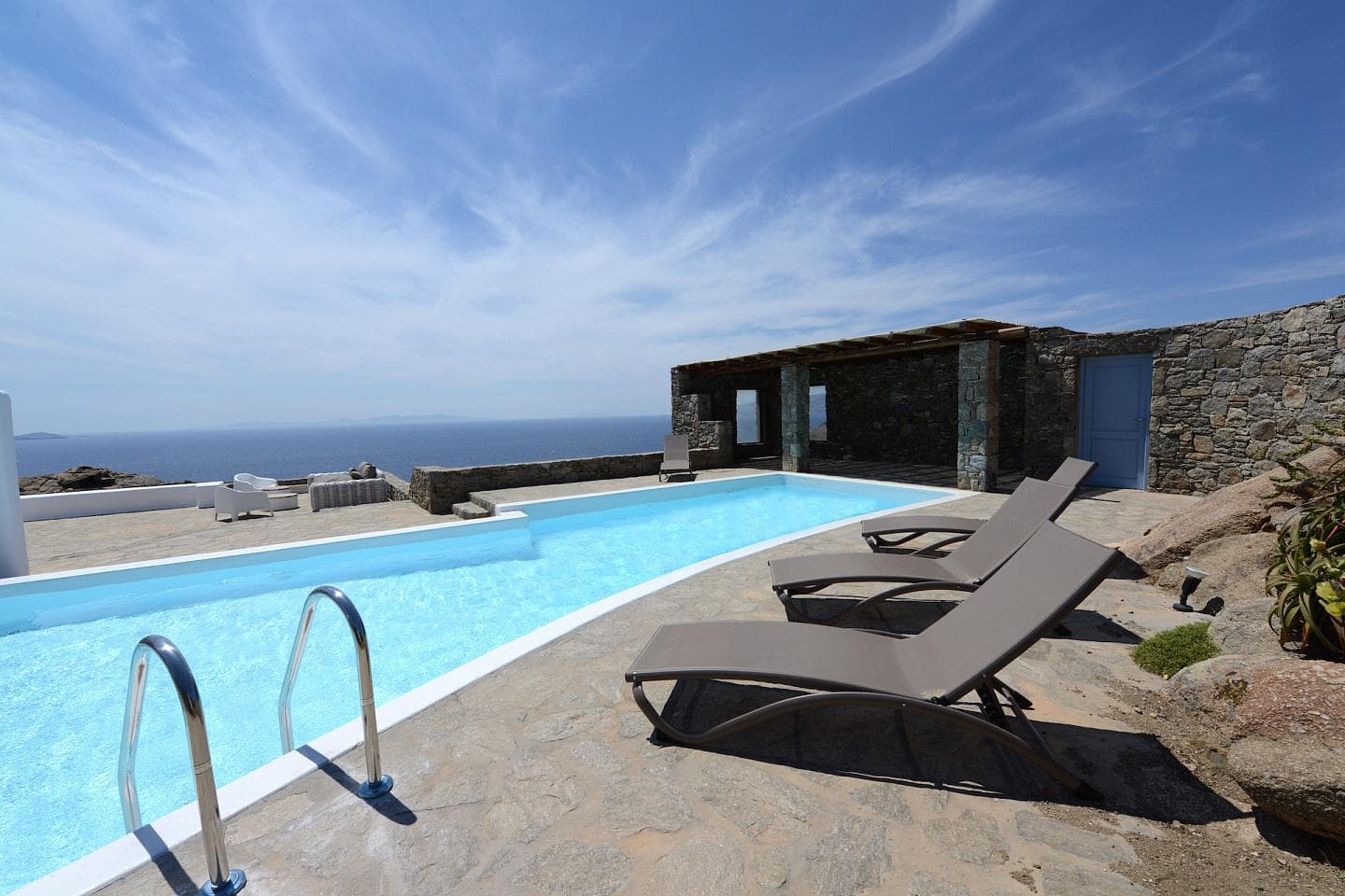 5 Bedroom Villa in Oia