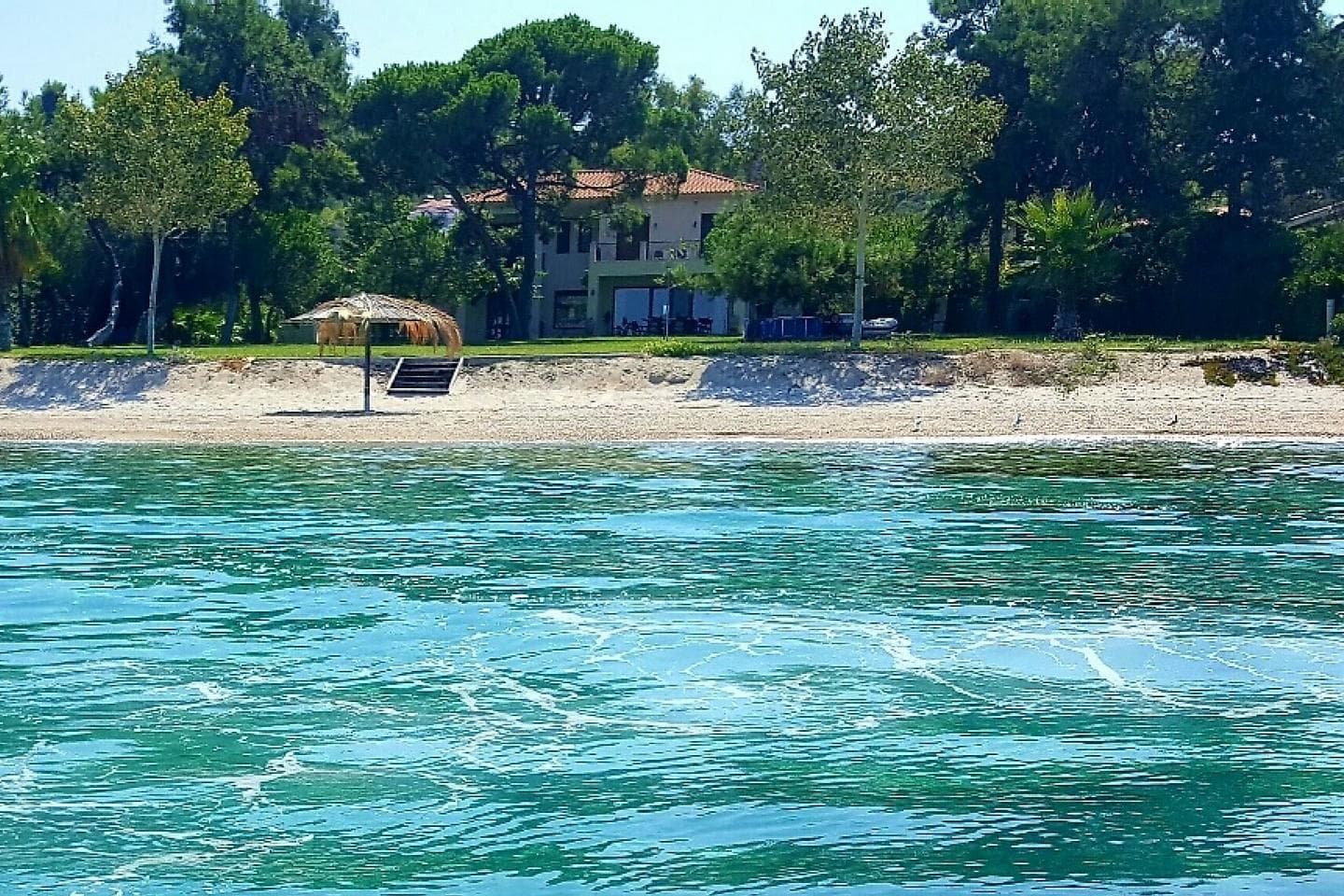 5 Bedroom Villa in Center - photo 2