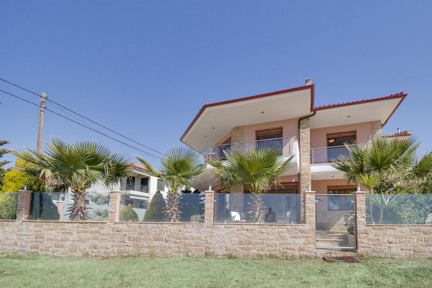 3 Bedroom Villa in Center