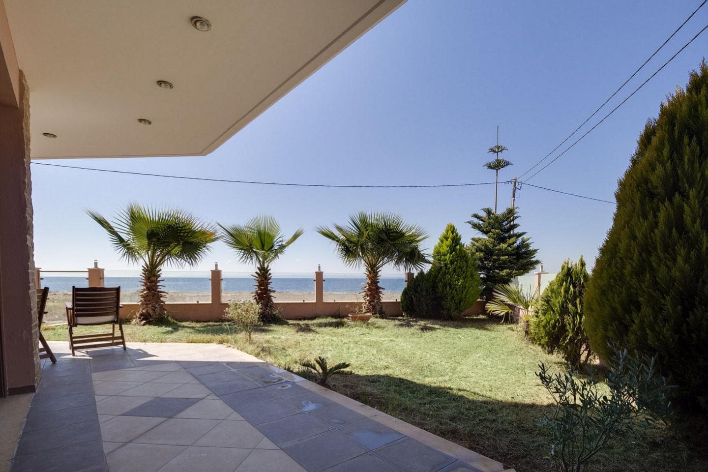 3 Bedroom Villa in Center - photo 1