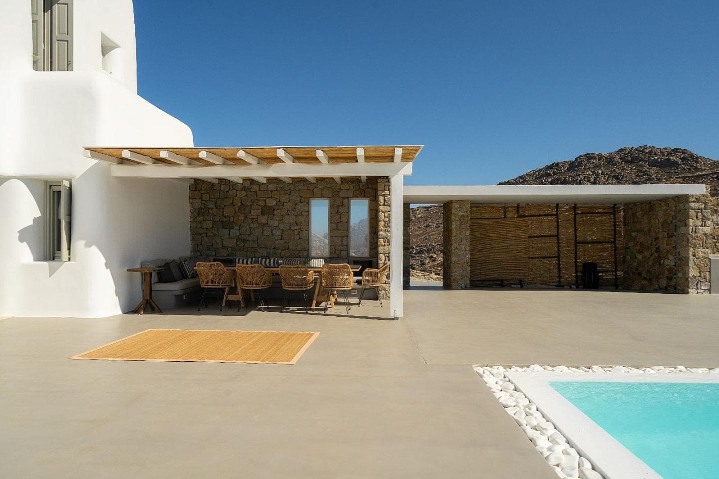8 Bedroom Villa in Faros Armenistis - photo 2