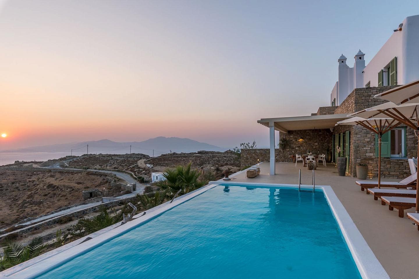 4 Bedroom Villa in Faros Armenistis
