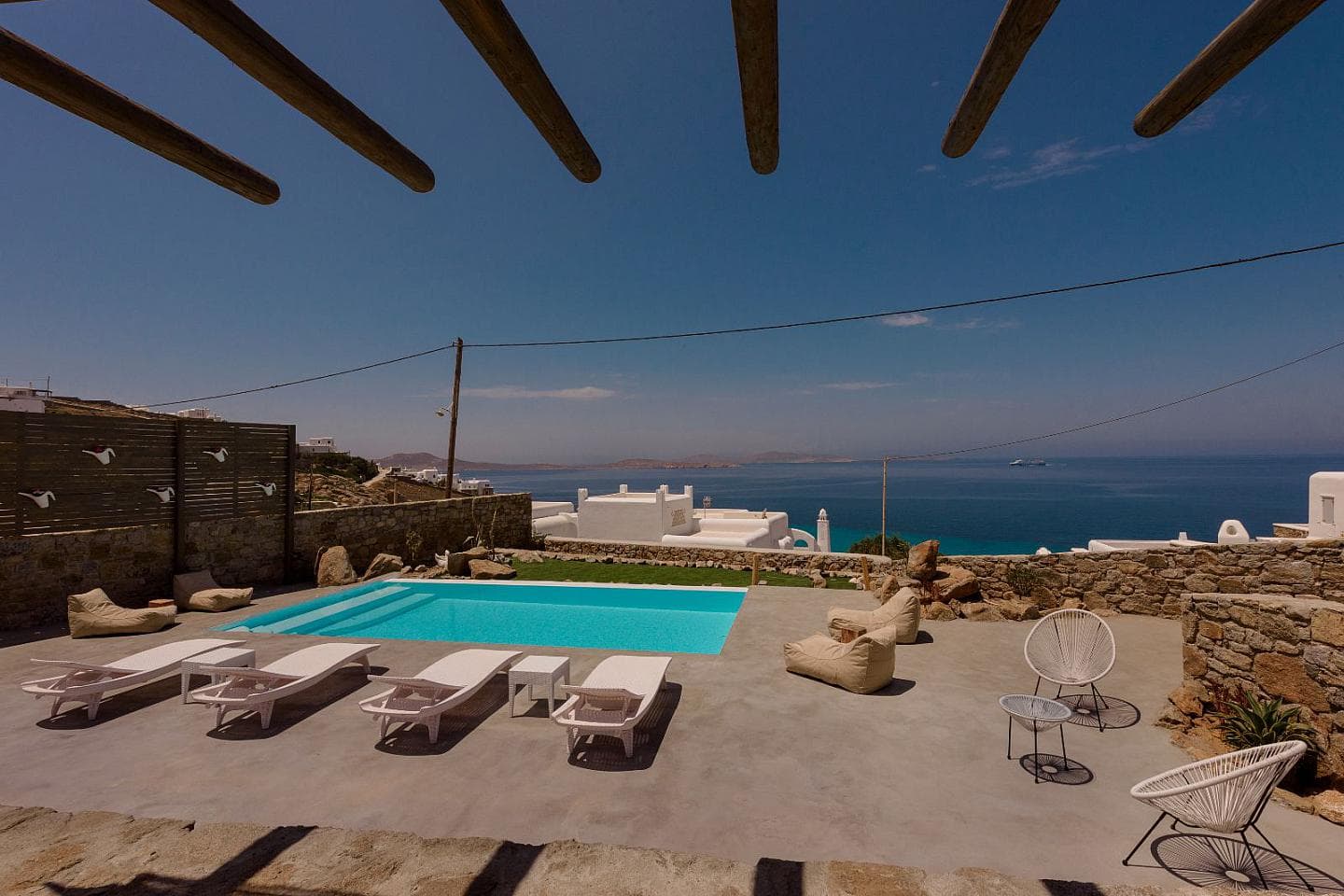 4 Bedroom Villa in Main town - Chora