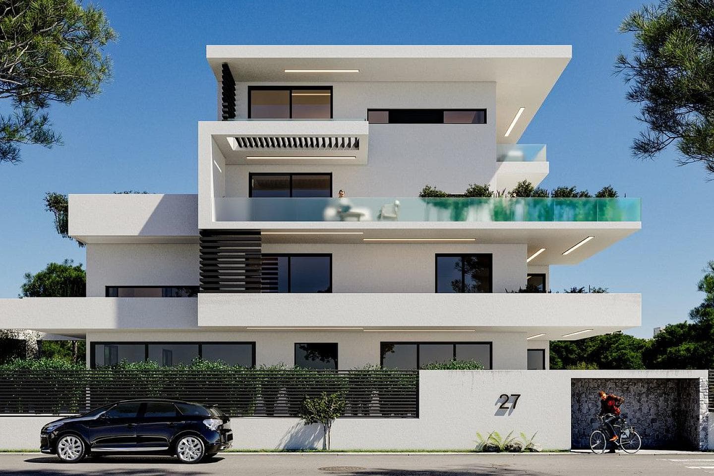 3 Bedroom Maisonette in Center