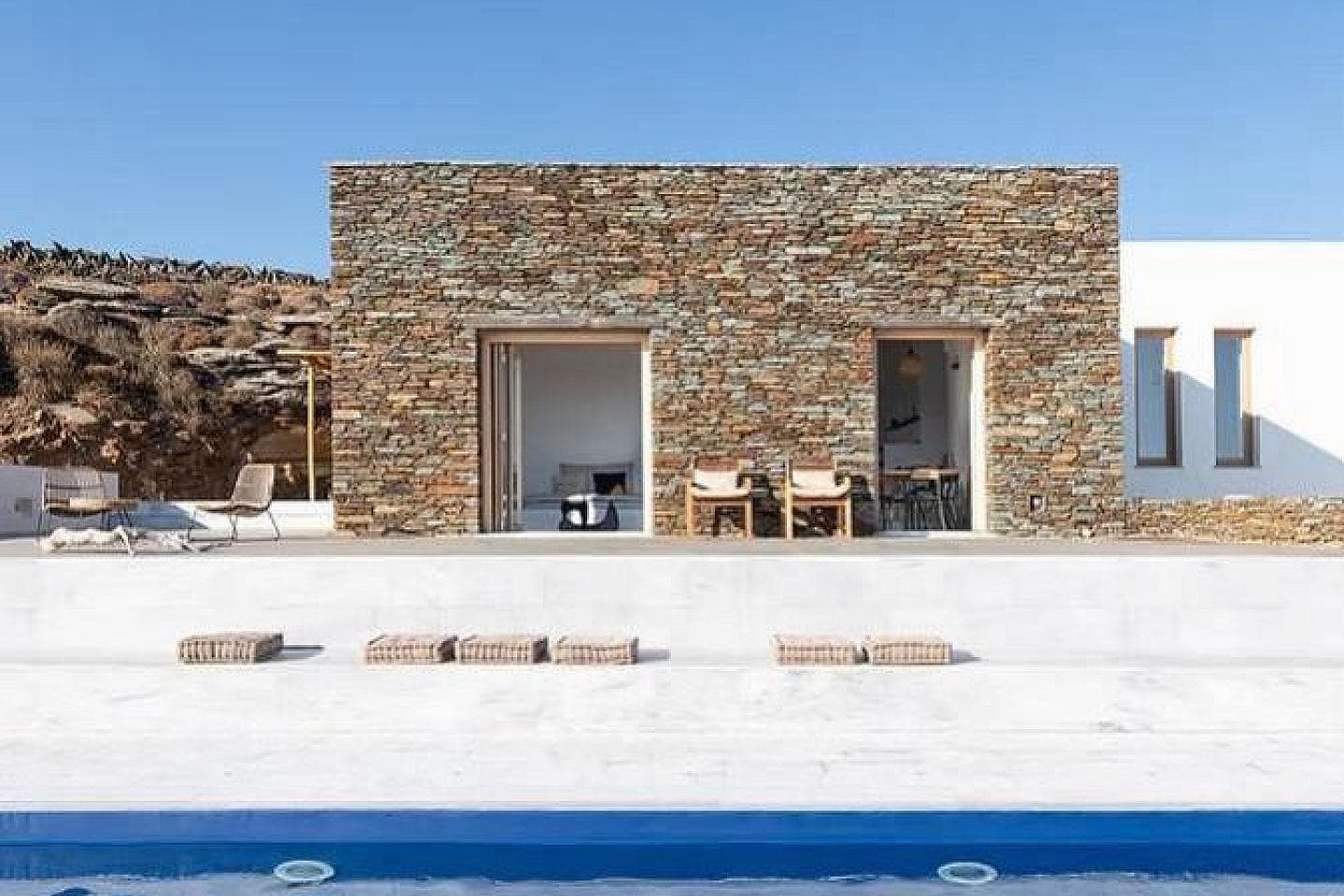 4 Bedroom Villa in Main town - Chora - photo 2