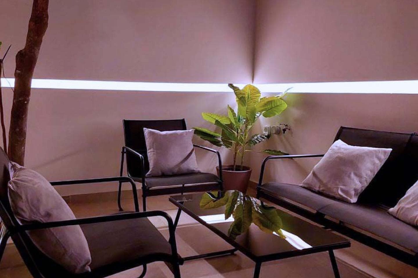 2 Bedroom Apartment in Ano Glyfada - photo 2