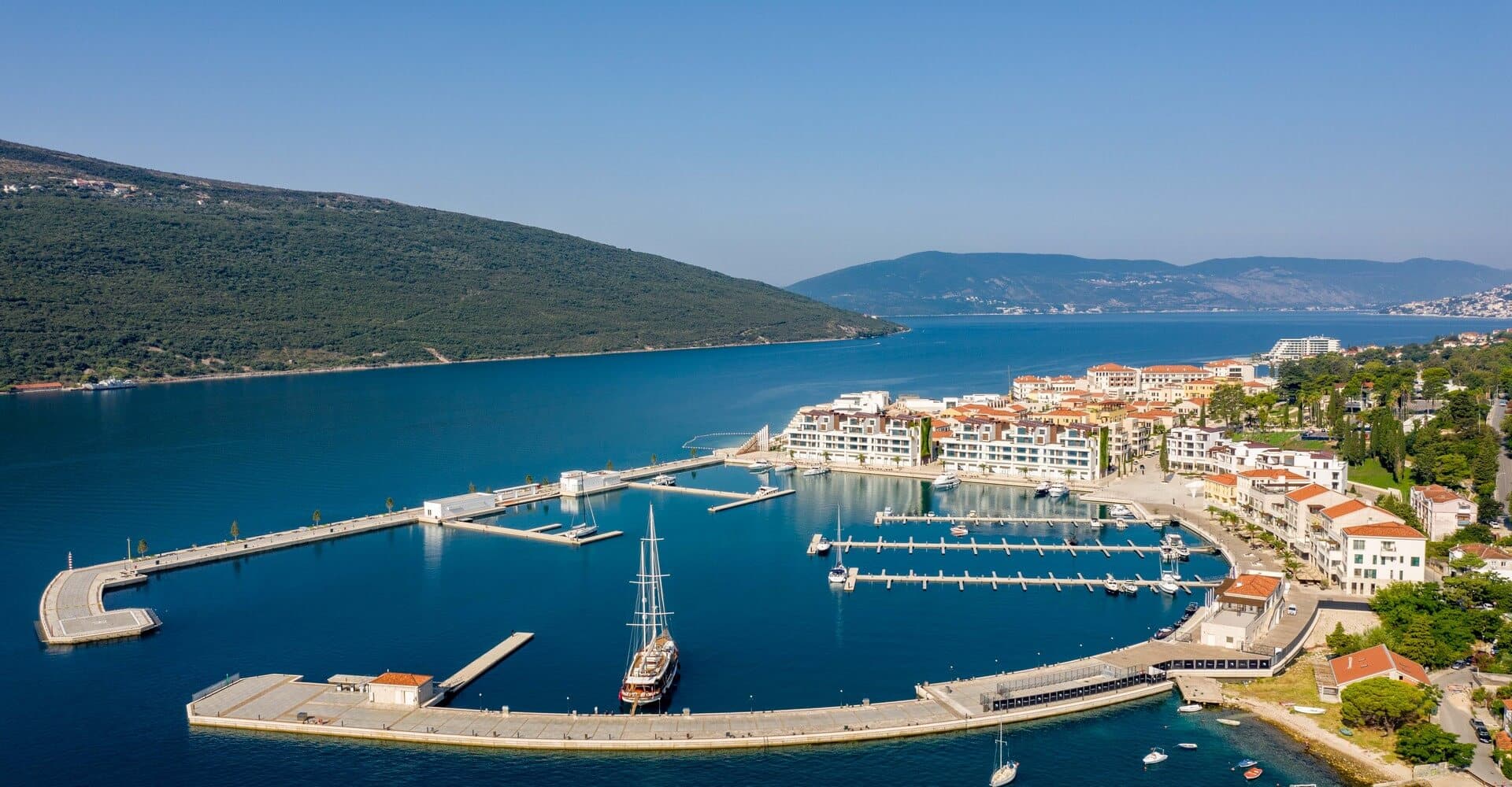 2 Bedroom Apartment in Herceg Novi