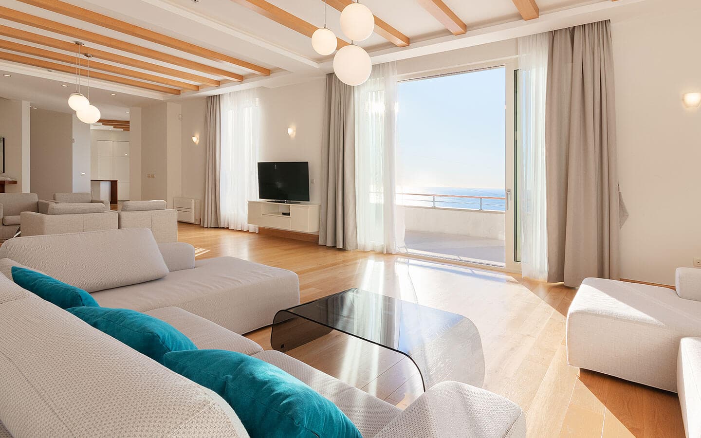 4 Bedroom Villa in Blizikuce - photo 2