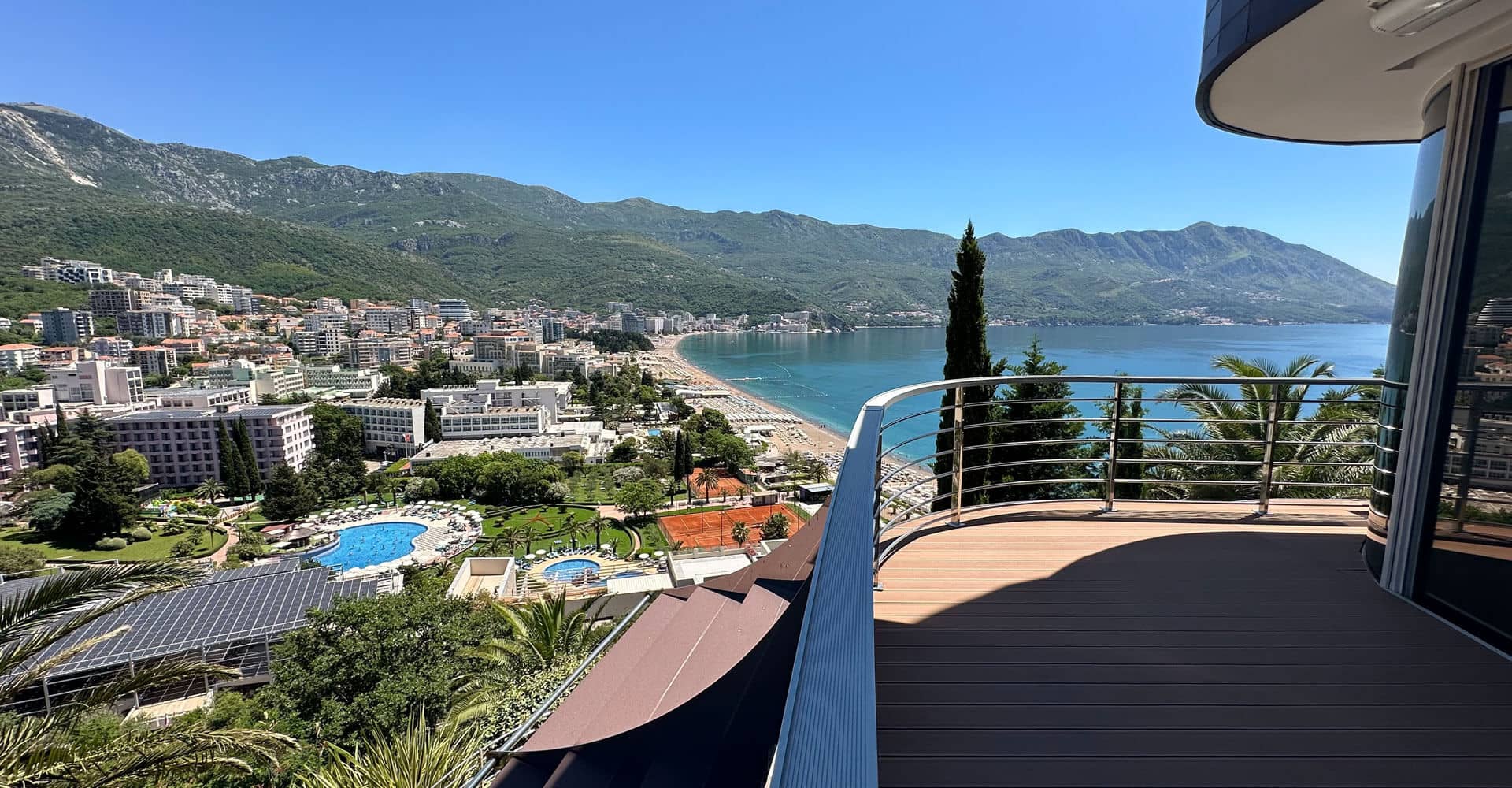 3 Bedroom Apartment in Dukley Gardens