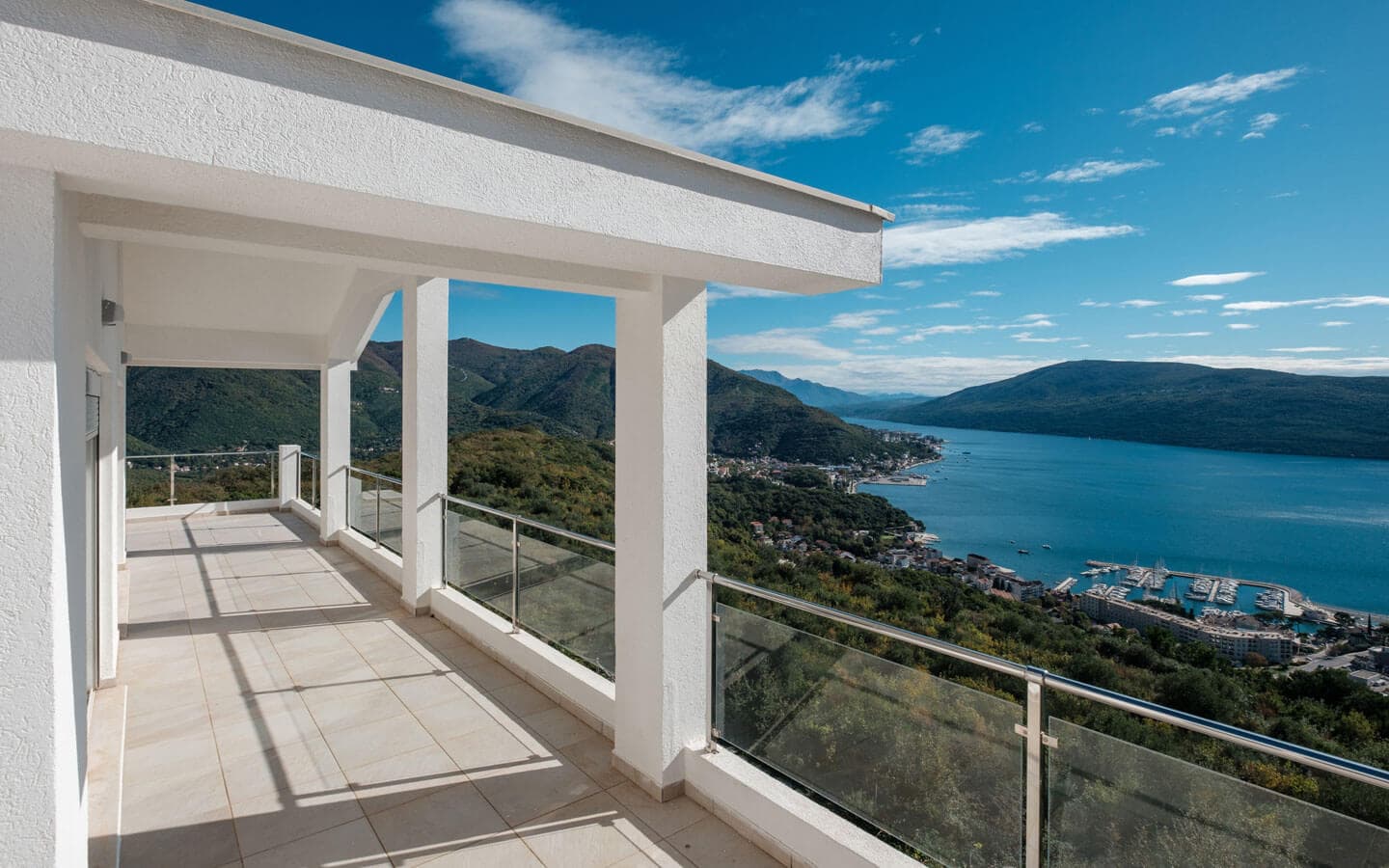 3 Bedroom Penthouse in Herceg Novi - photo 1