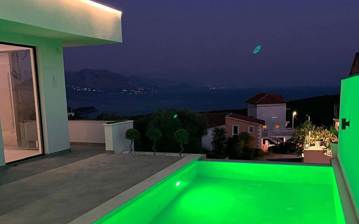 3 Bedroom Villa in Krimovica - photo 1