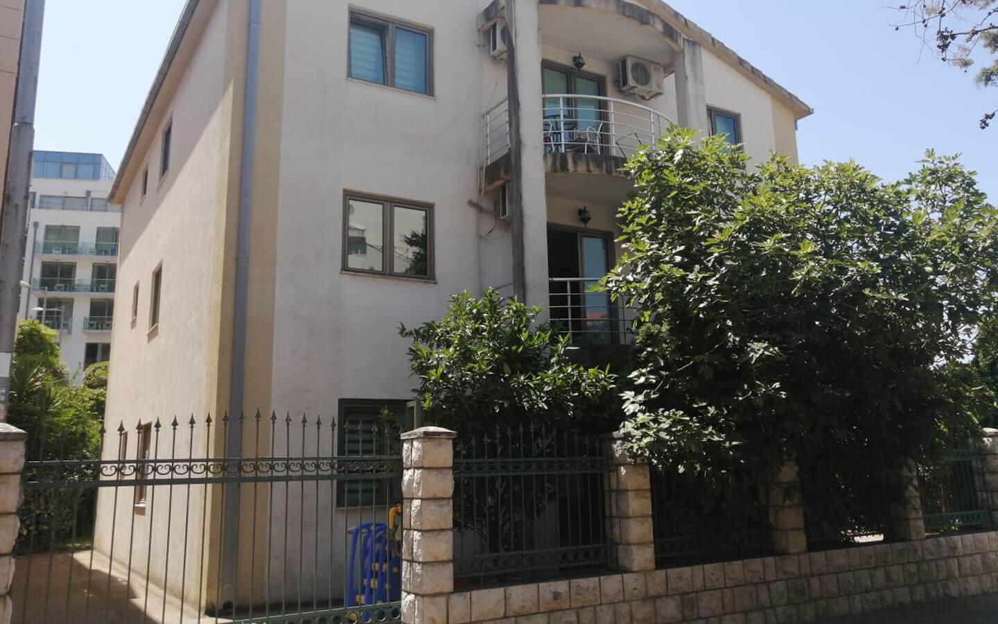 15 Bedroom House in Becici - photo 1