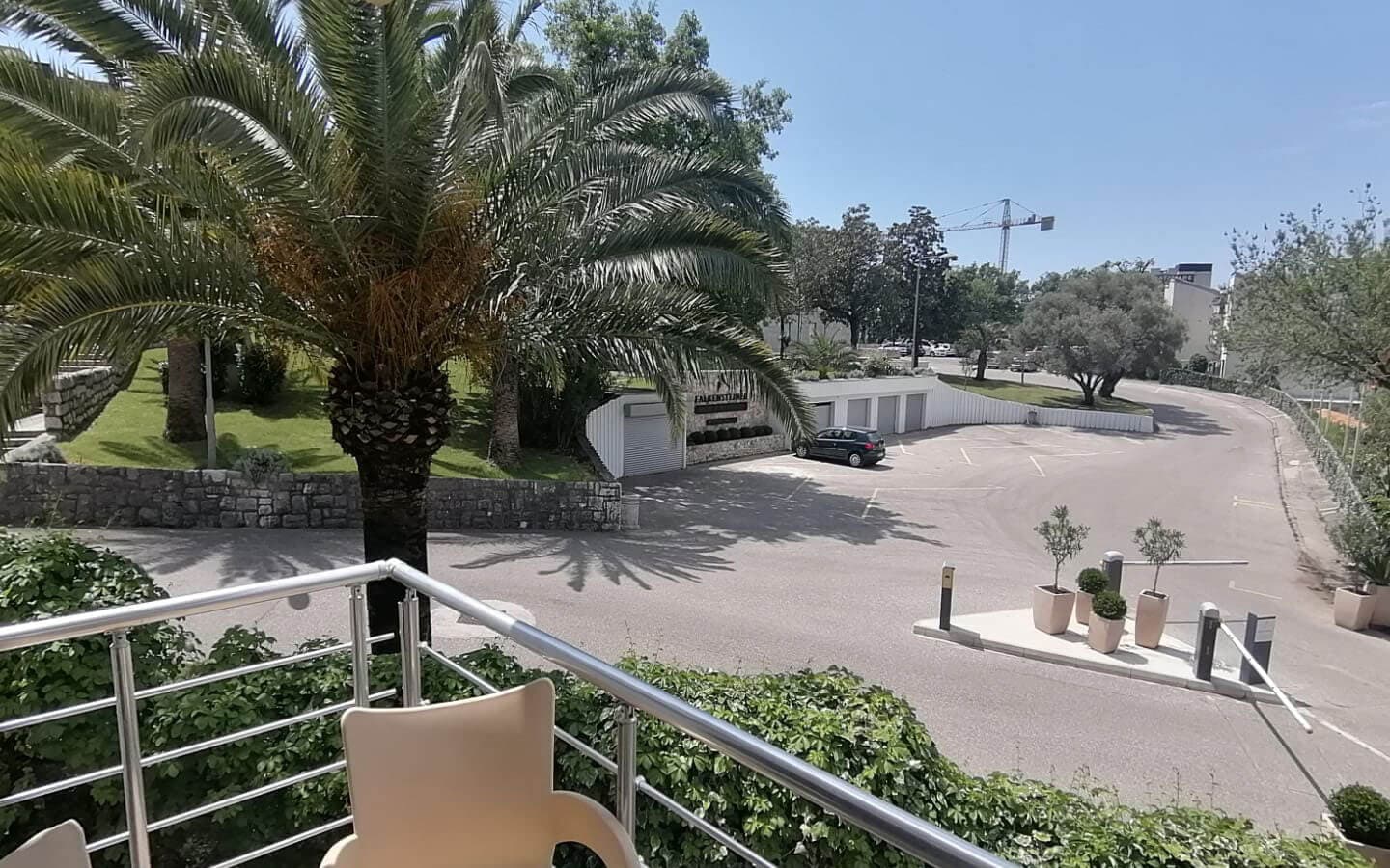 15 Bedroom House in Becici - photo 2