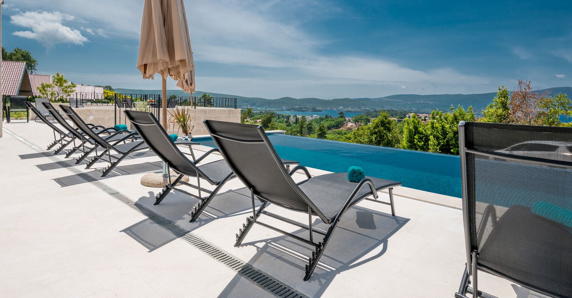 4 Bedroom Villa in Mrcevac
