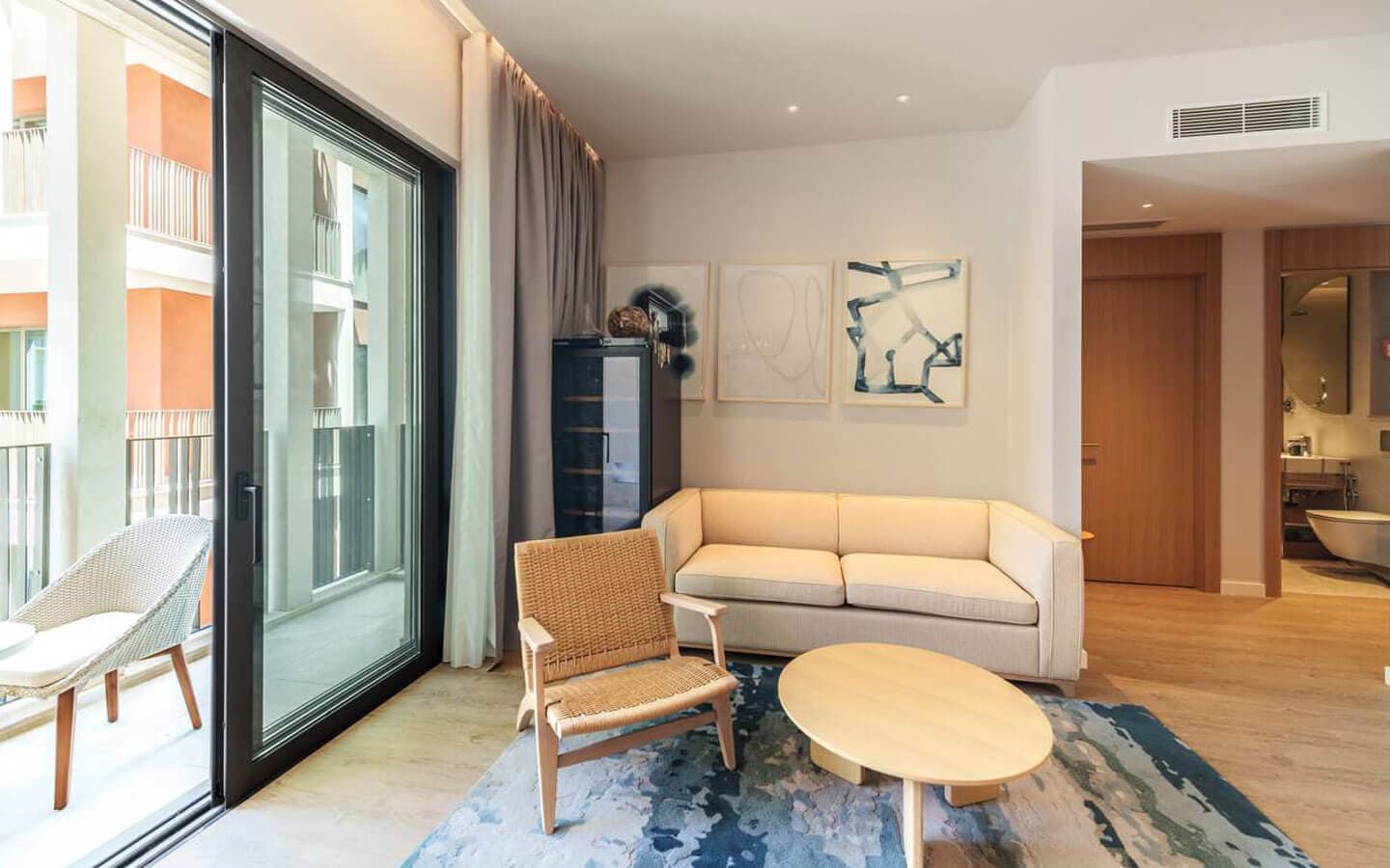 1 Bedroom Apartment in Porto Montenegro - photo 2