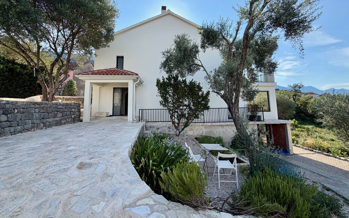 4 Bedroom Villa in Tivat - photo 1