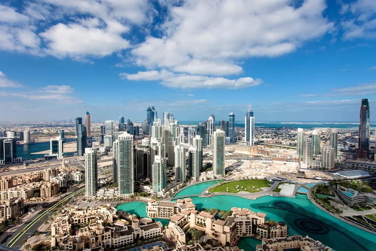 Understanding the lease agreement in Dubai: a tenant guide in 2025