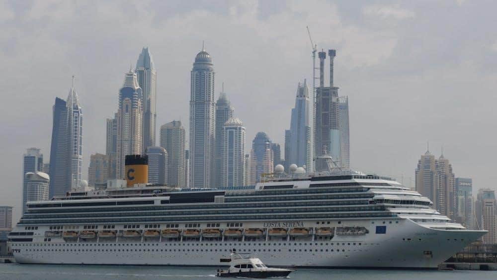 Guide to Dubai yacht tours and rentals