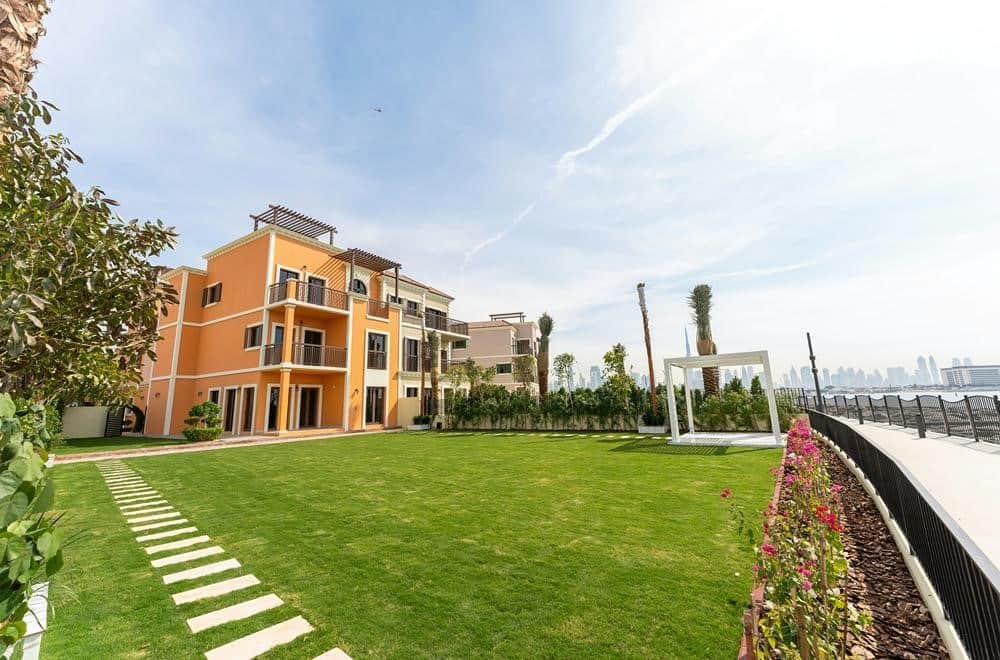 Legal checklist for foreigners buying secondary market property in Dubai