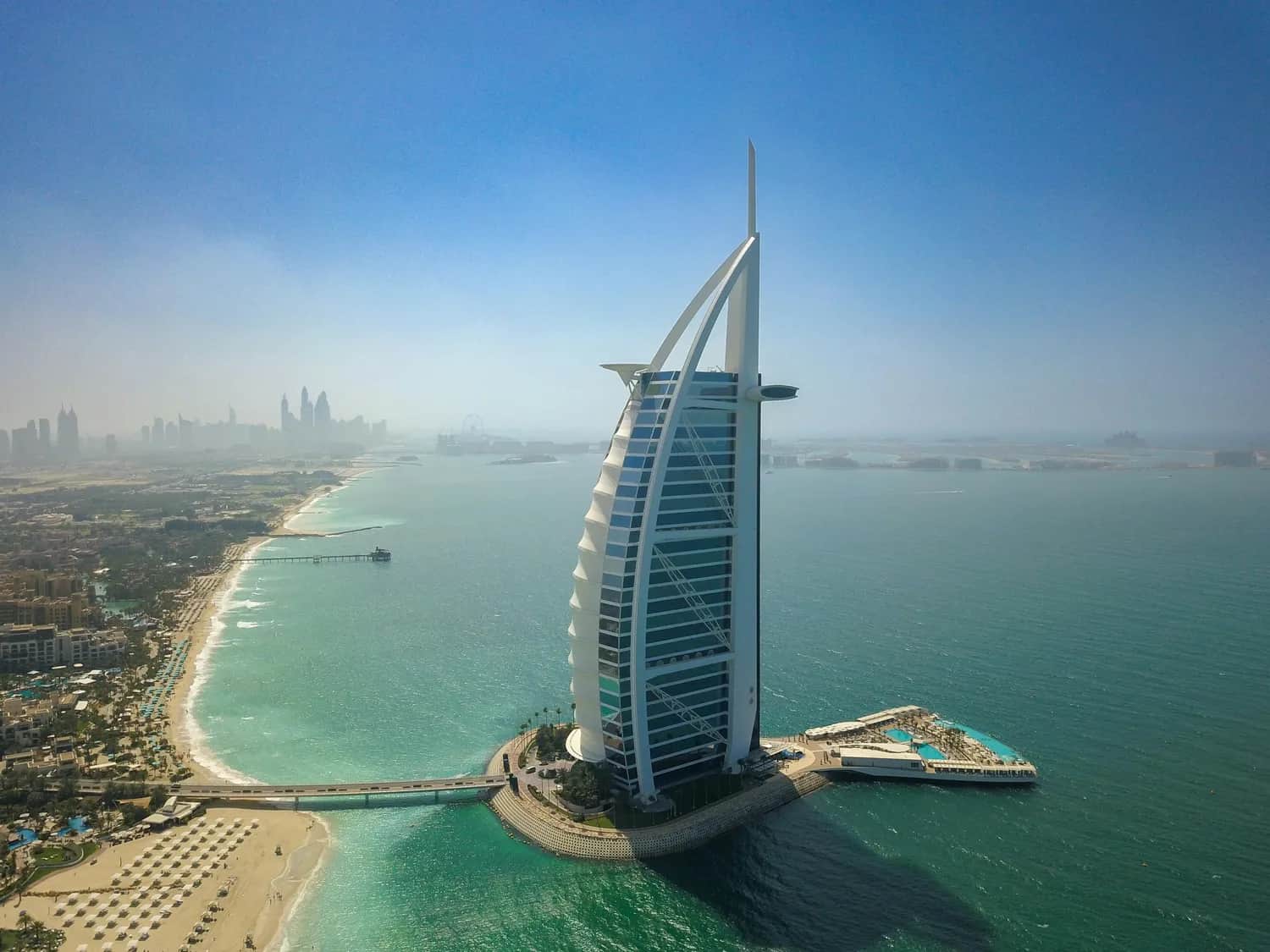Understanding real estate contracts in Dubai: what every agent needs to know