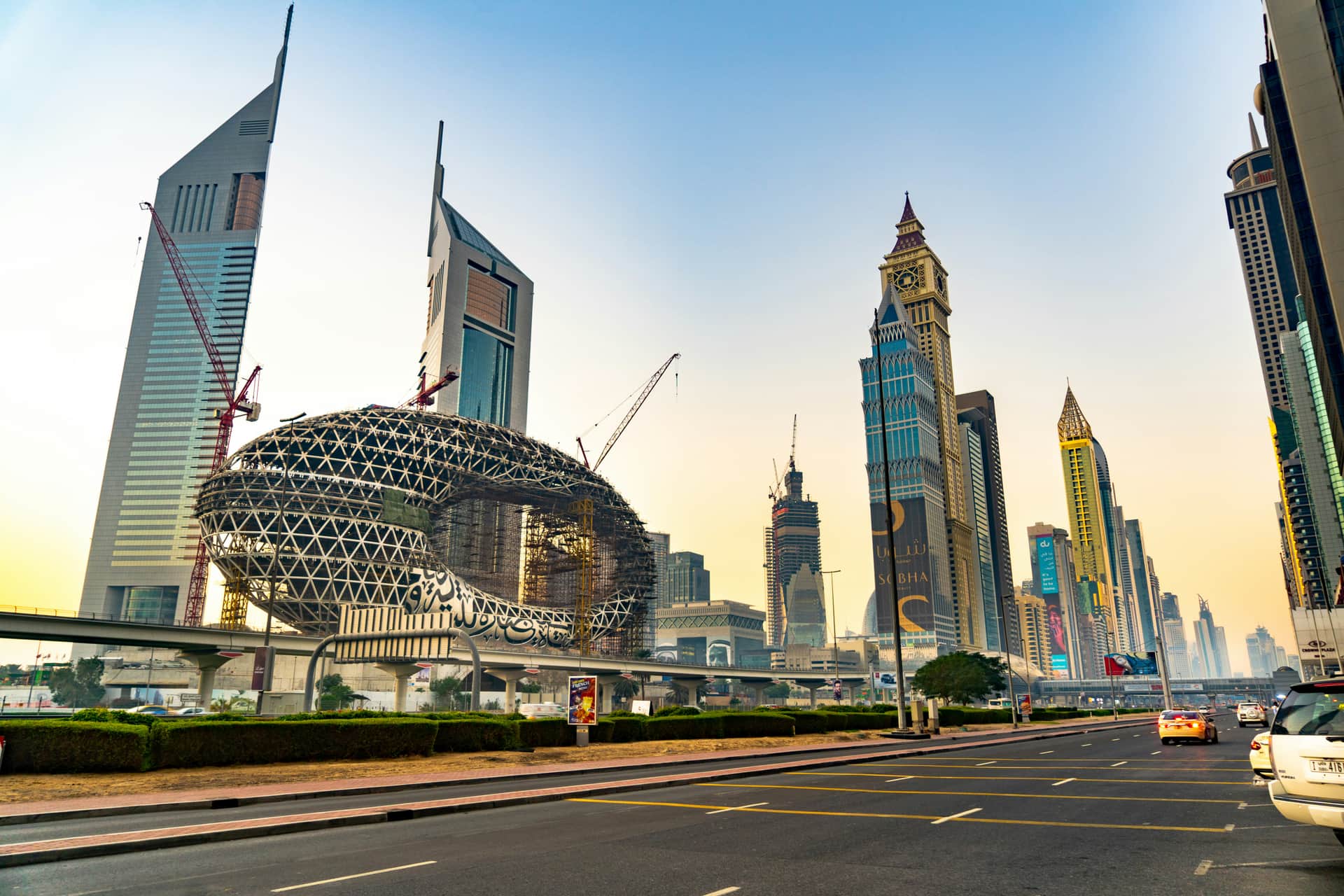 Download the free Dubai's top 50 homes digital magazine