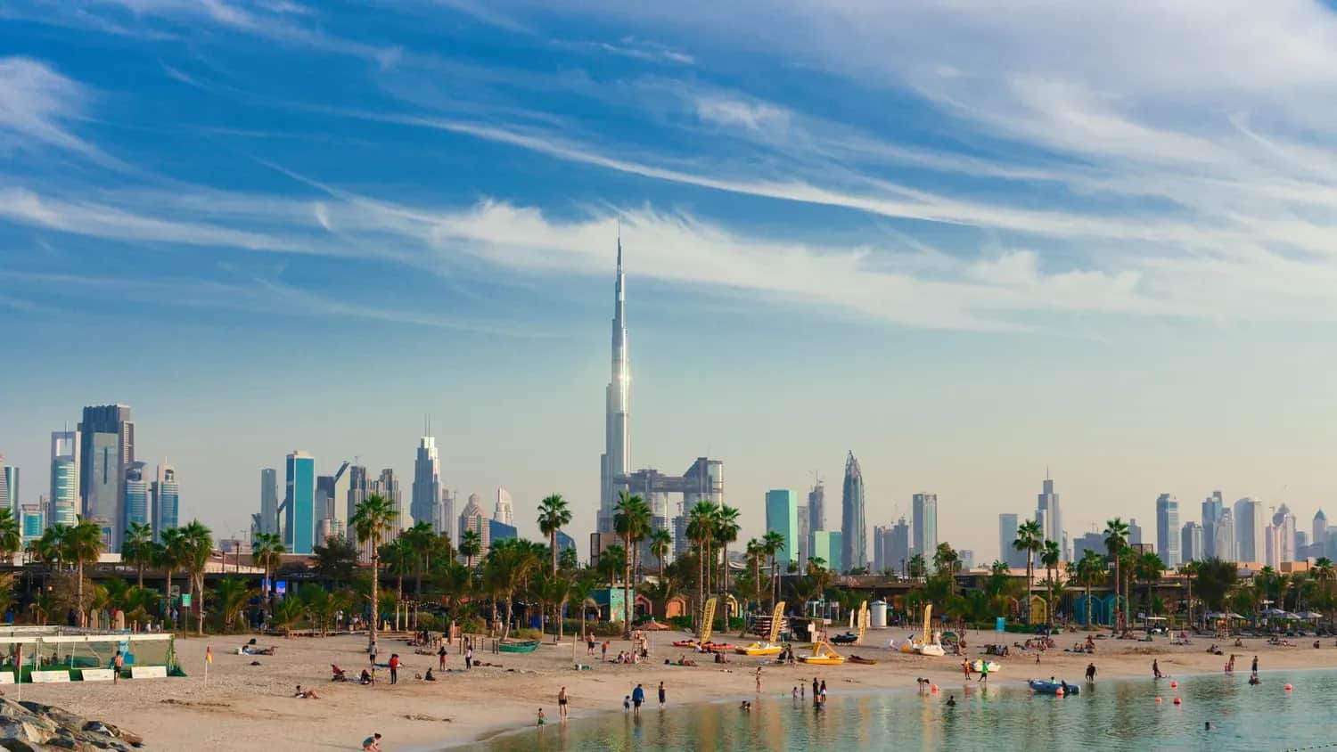 Understanding Dubai's real estate laws and regulations in 2025