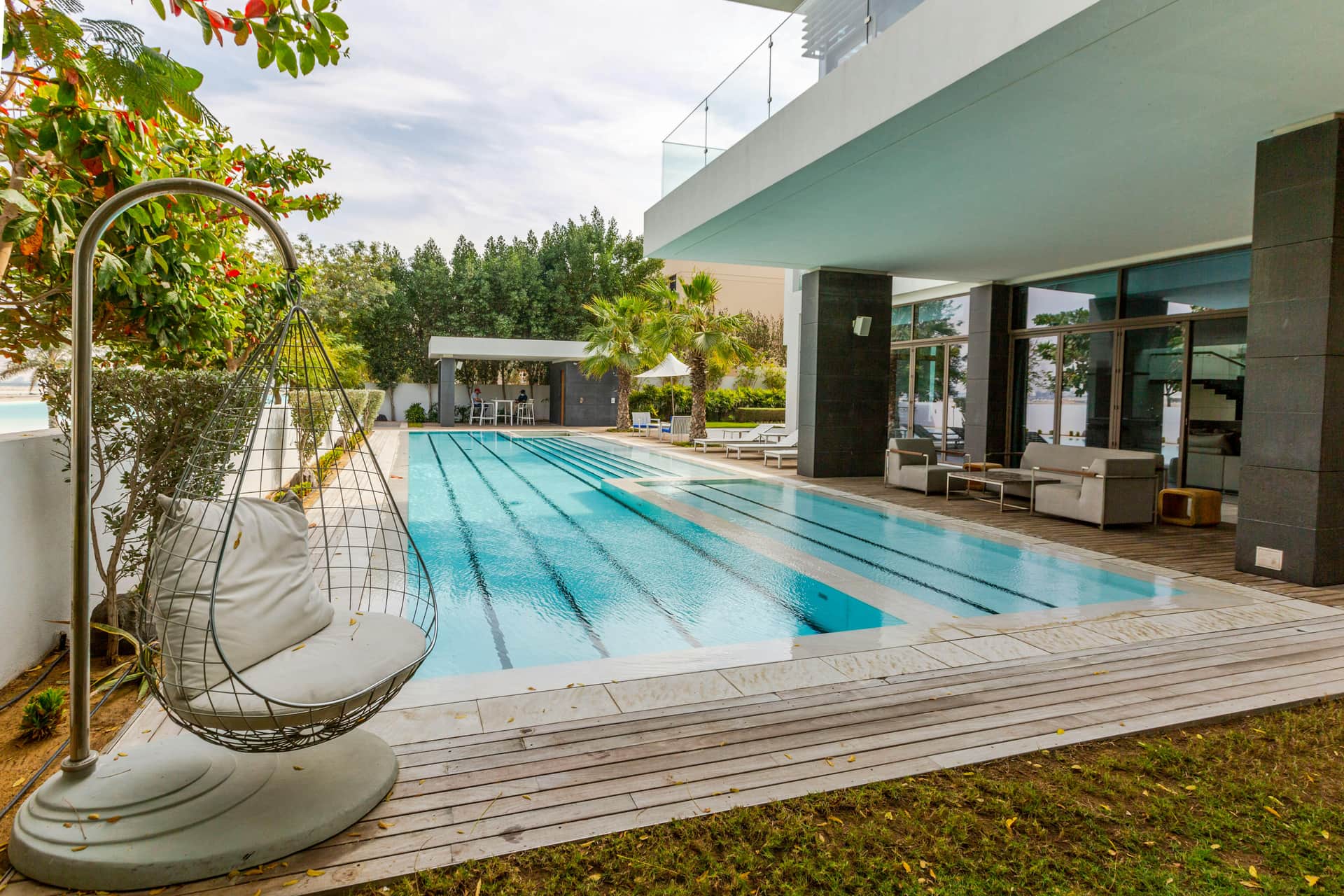 Villa vs apartment: which is the better living option?