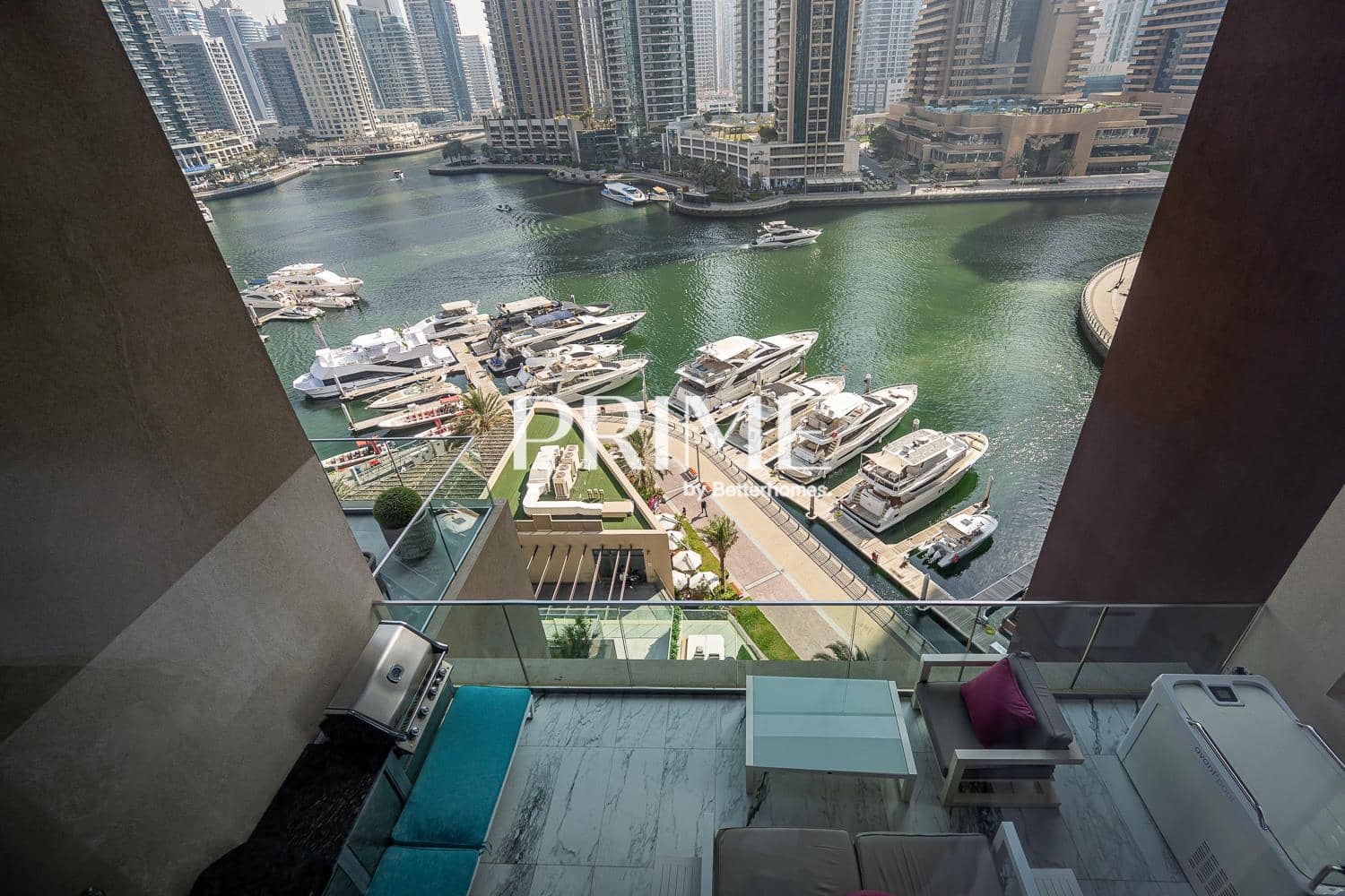 2 Bedroom Apartment in Jumeirah Living Marina Gate