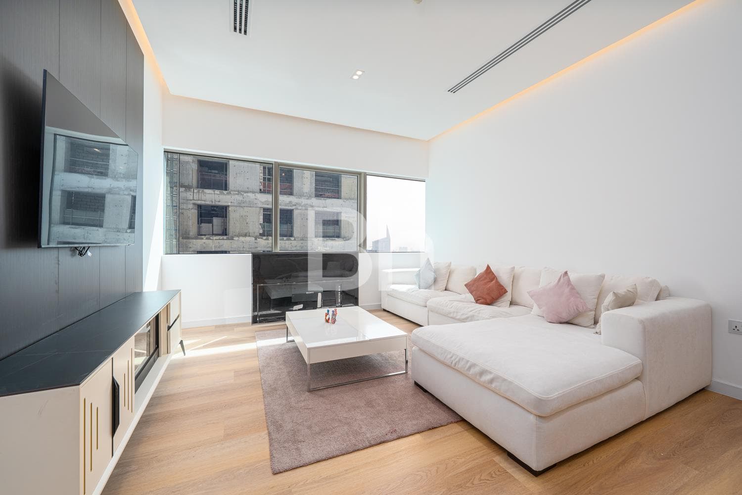 1 Bedroom Apartment in MAG 218