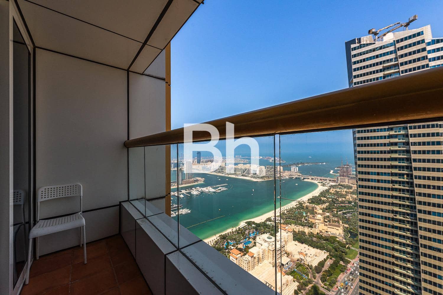 4 Bedroom Apartment in Elite Residence - photo 2