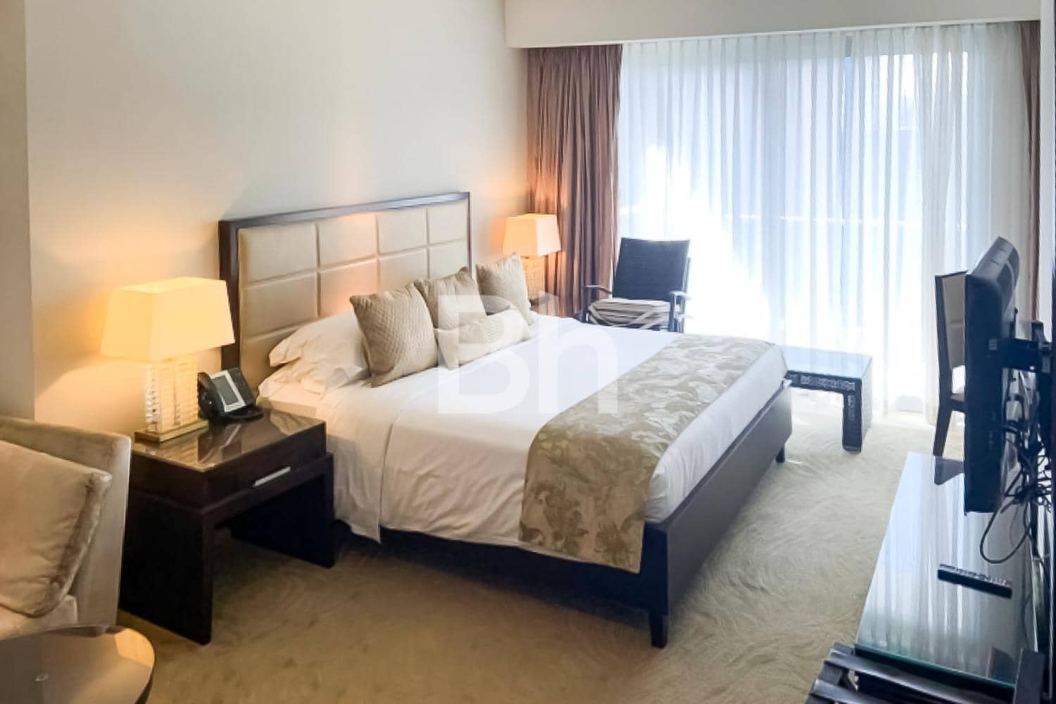 Studio Apartment in JW Marriott Hotel Marina - photo 2