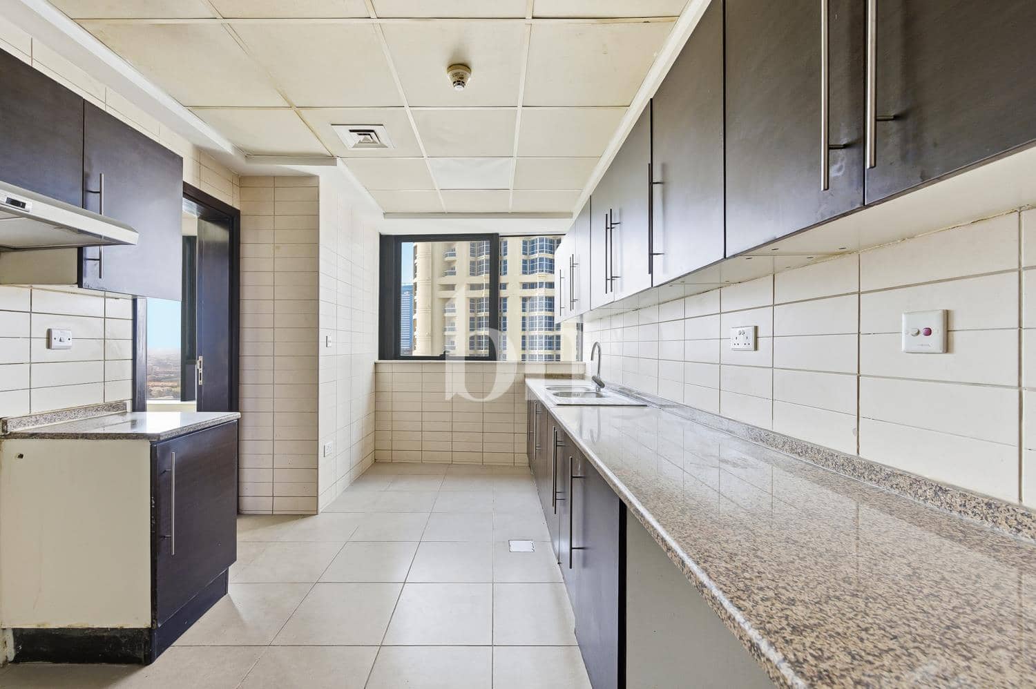 3 Bedroom Apartment in Al Waleed Paradise - photo 2