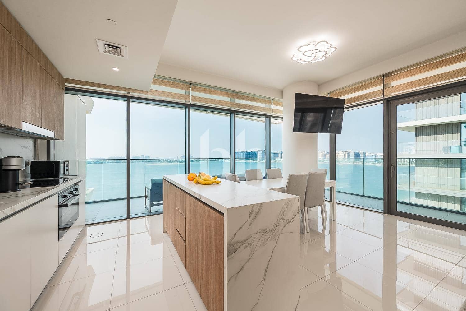 3 Bedroom Apartment in Beach Vista Tower 2 - photo 2