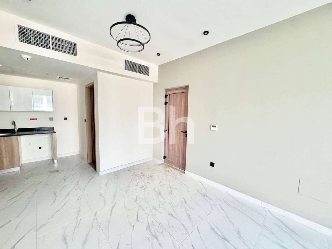 1 Bedroom Townhouse in Rukan 3 - photo 2
