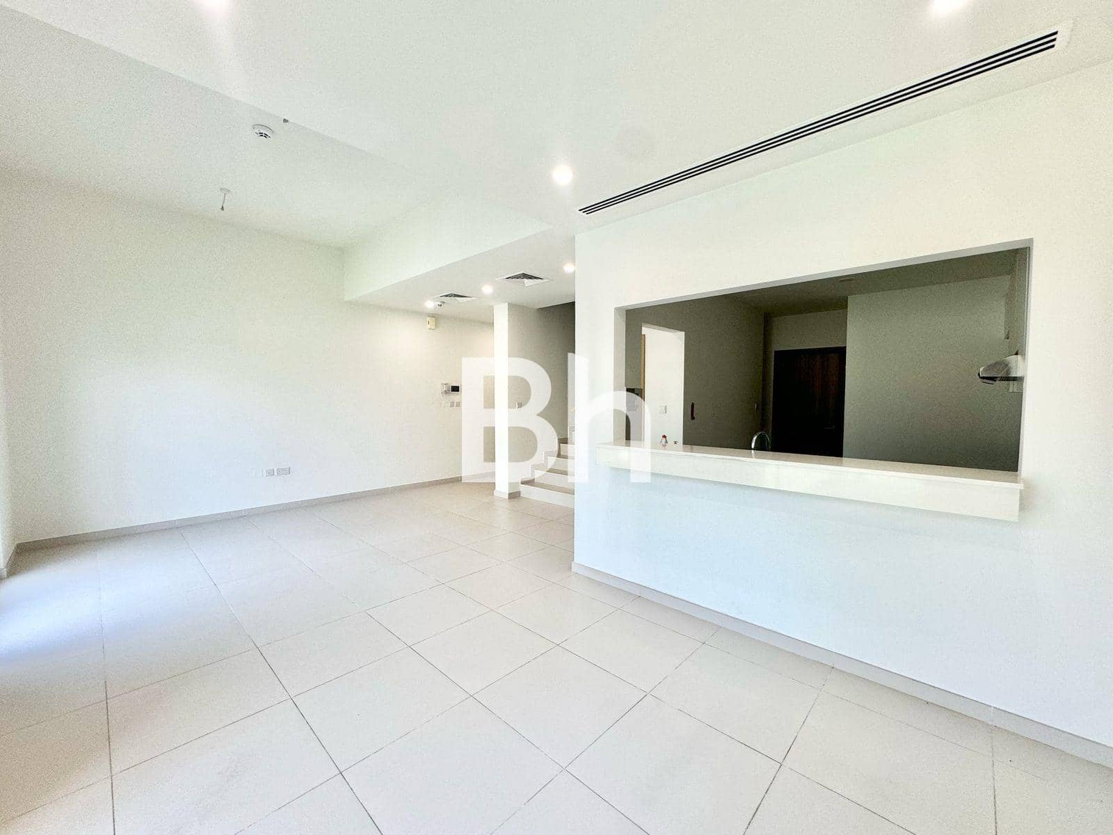 3 Bedroom Townhouse in Amaranta 2
