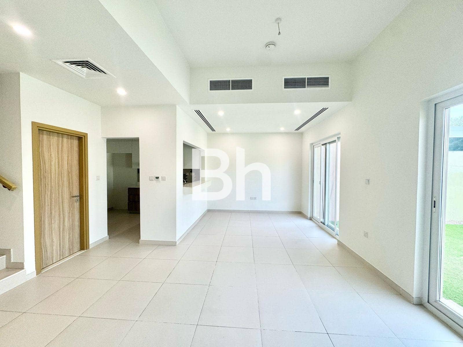 3 Bedroom Townhouse in Amaranta 2 - photo 1
