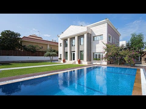 Elegant 7-bedroom villa in Umm Al Sheif