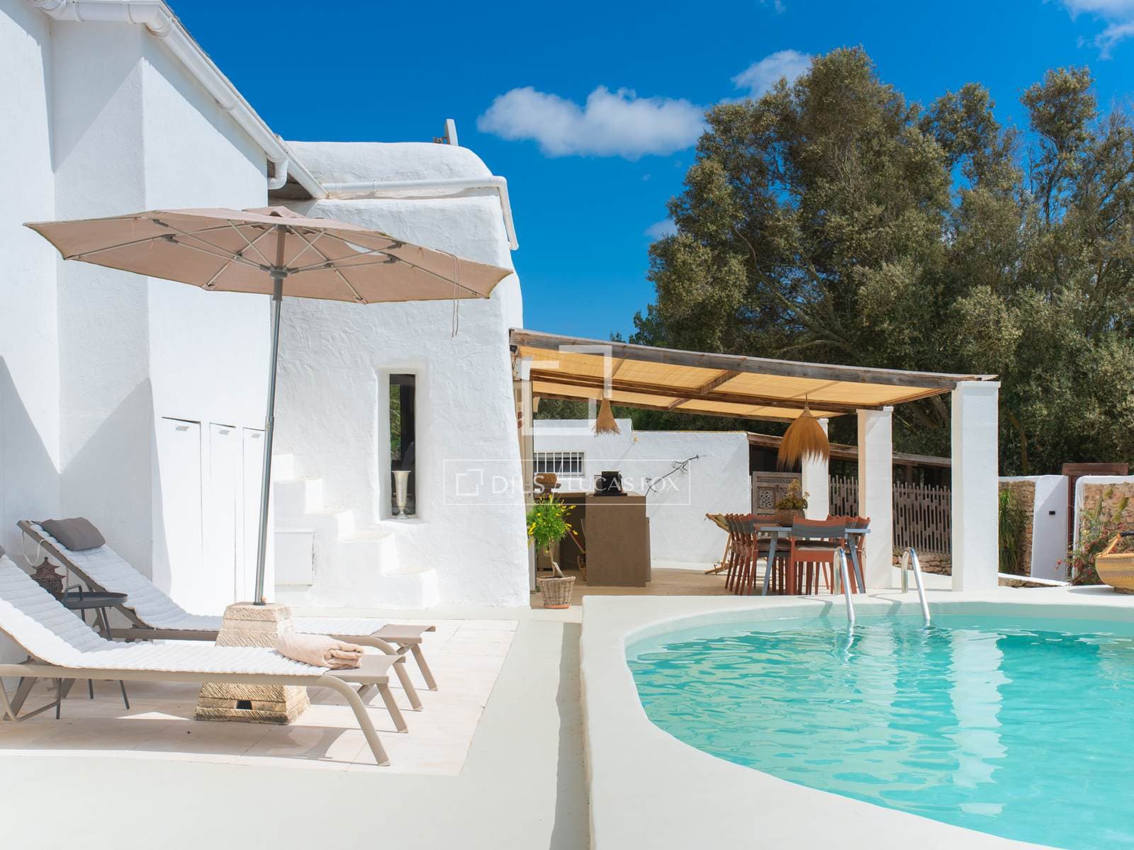 5 Bedroom House / Villa in X85R+784 Bella Vista - photo 1