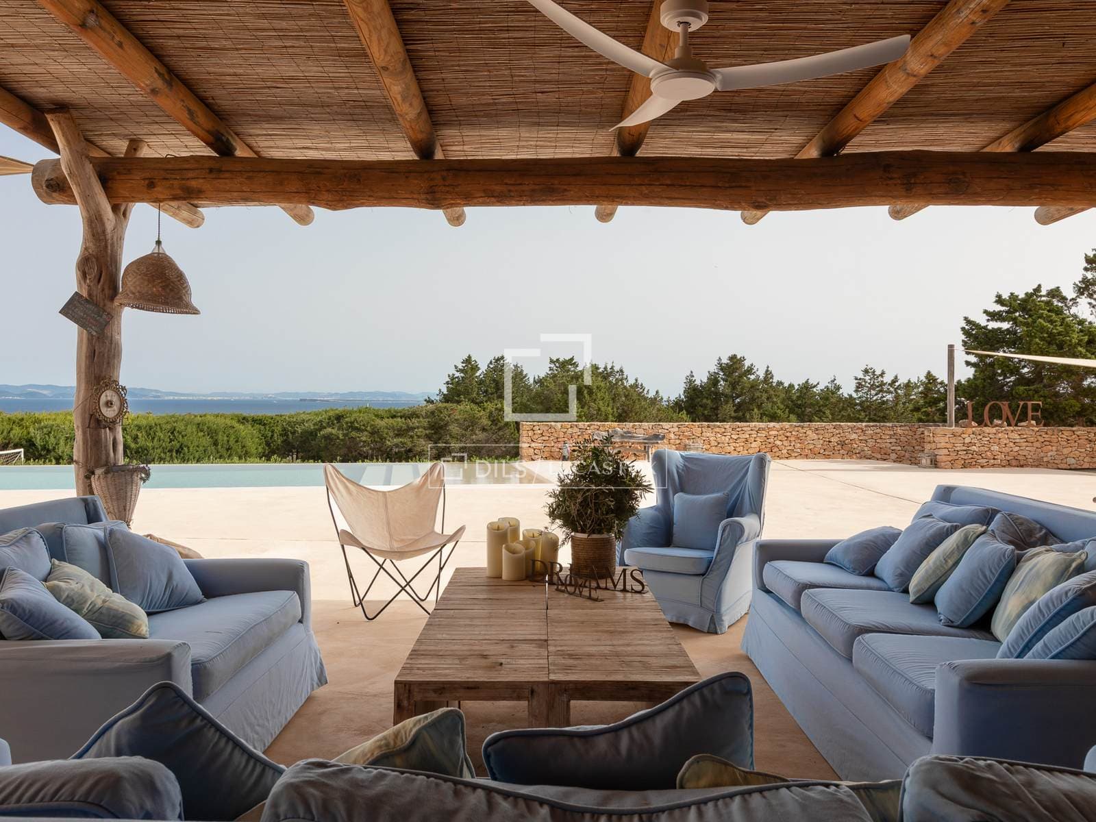 8 Bedroom House / Villa in PC62+RFH Sant Francesc Xavier - photo 2