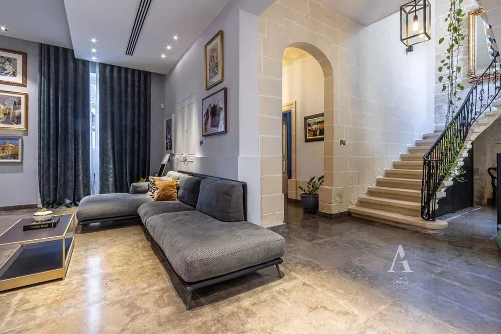 3 Bedroom Town House in Lija - photo 2