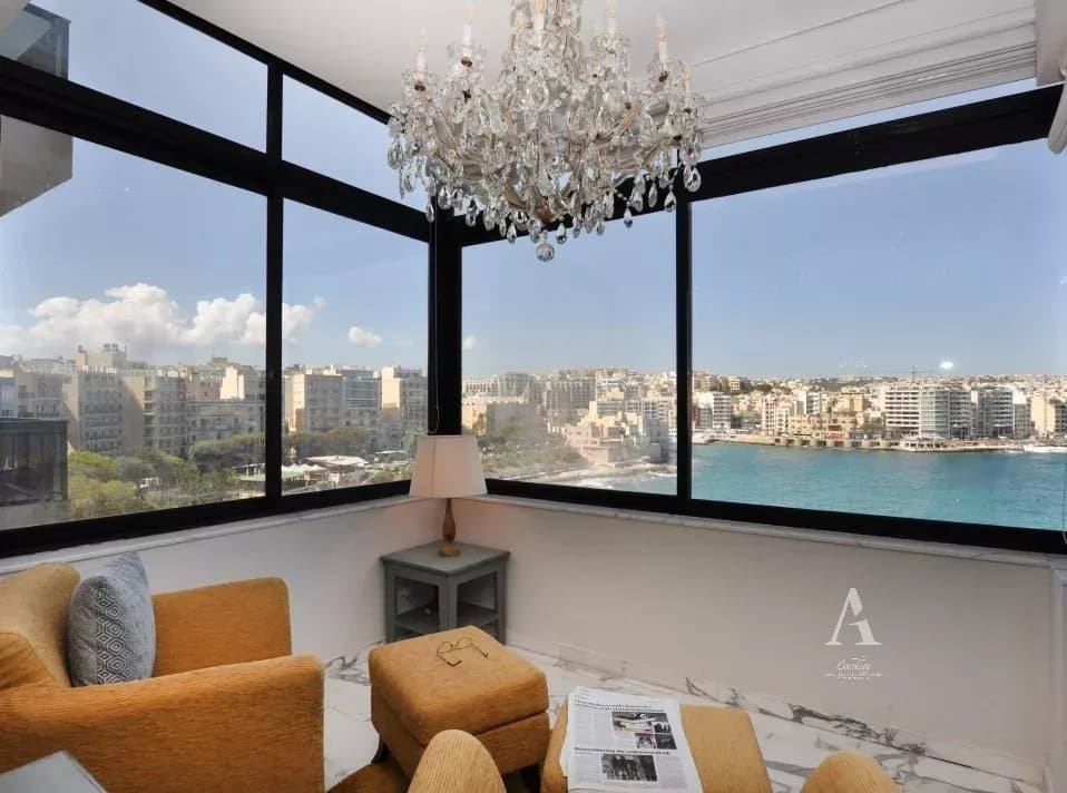 4 Bedroom Apartment in Sliema - photo 1