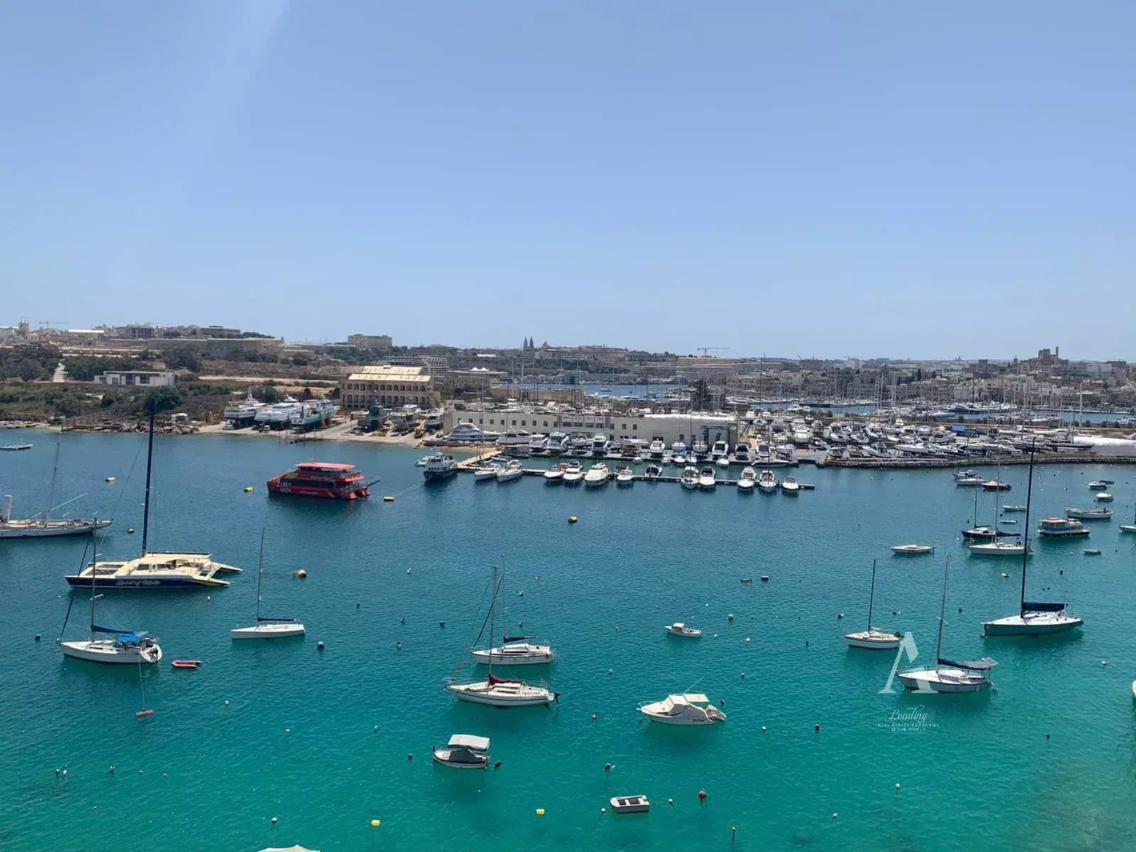 3 Bedroom Apartment in Sliema - photo 2