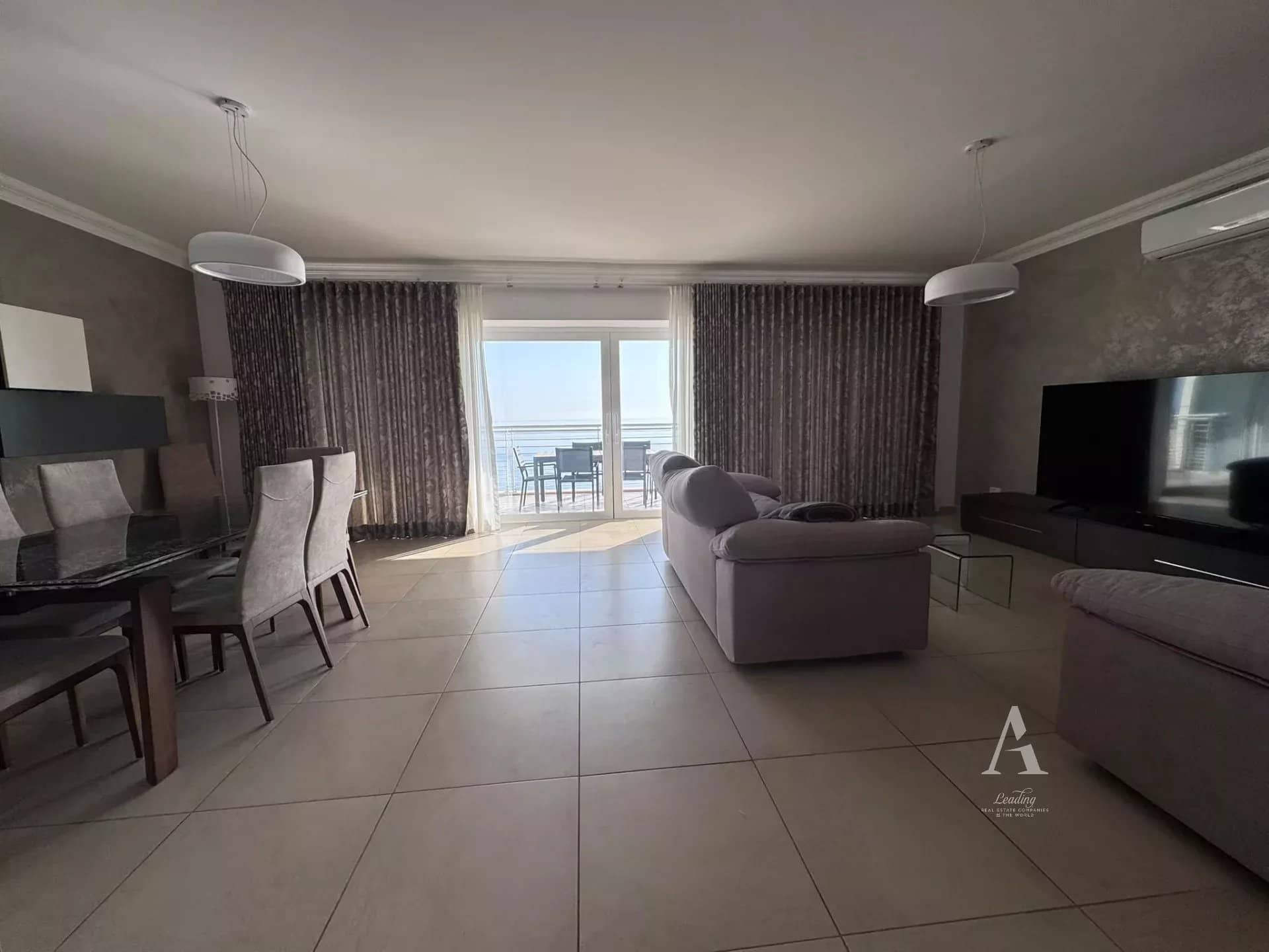 3 Bedroom Apartment in Sliema - photo 2