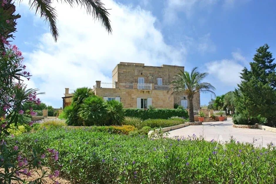 4 Bedroom Villa in Mgarr - photo 1