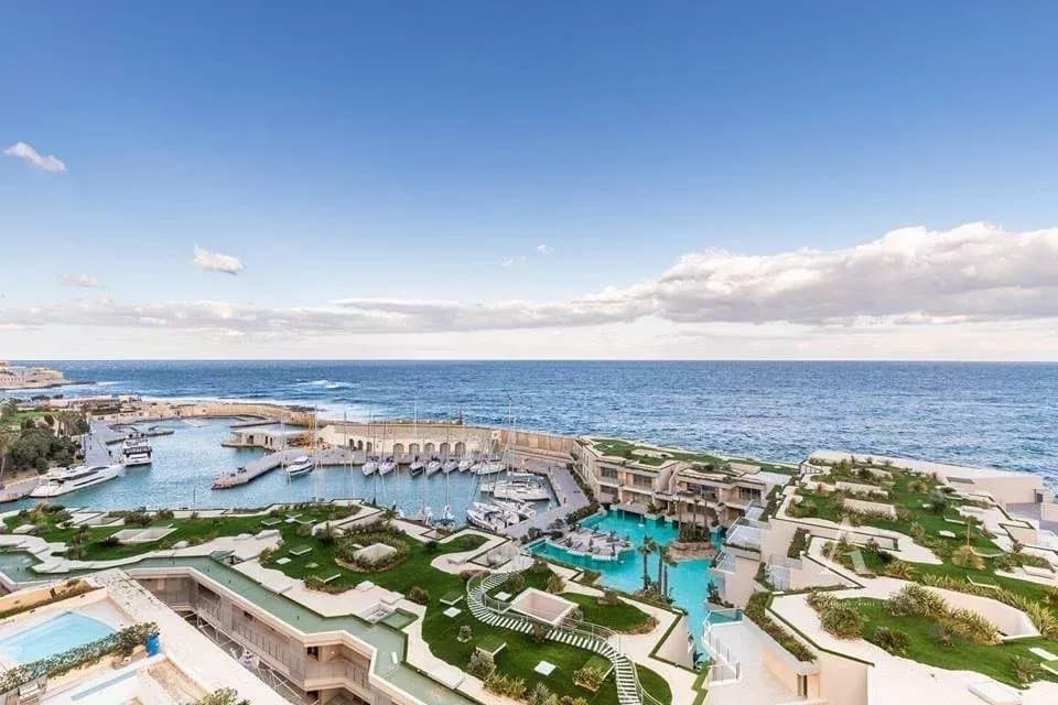 3 Bedroom Apartment in St. Julian's