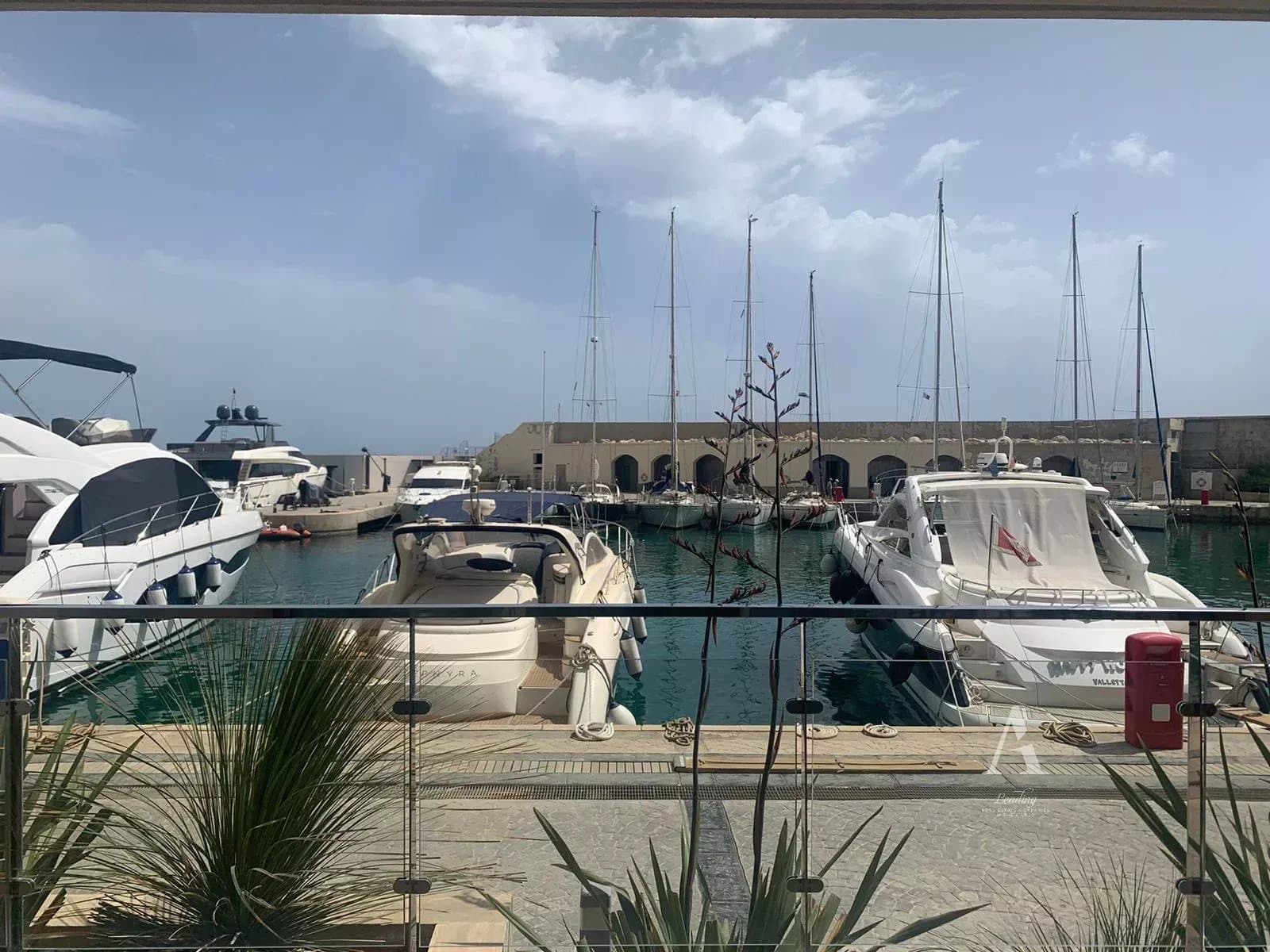 2 Bedroom Apartment in St. Julian's
